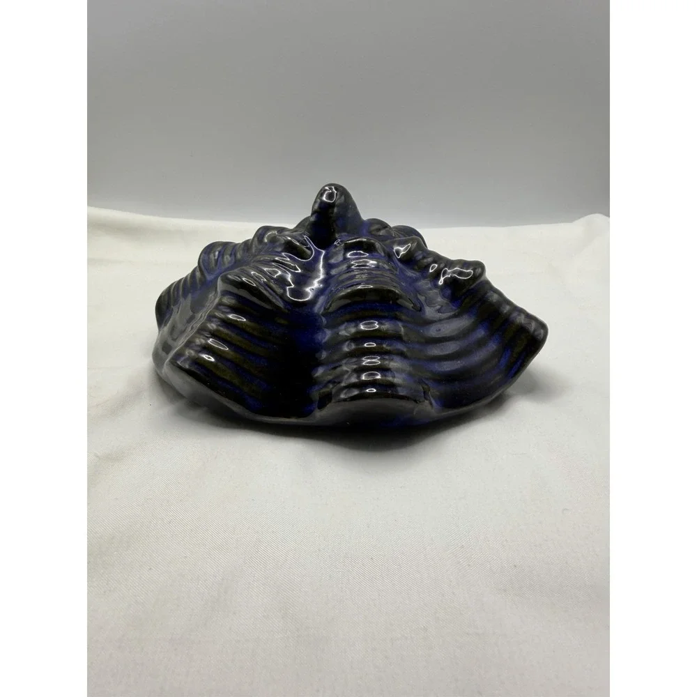 Vintage Pottery Lidded Shell Shaped Candy Bowl Trinket